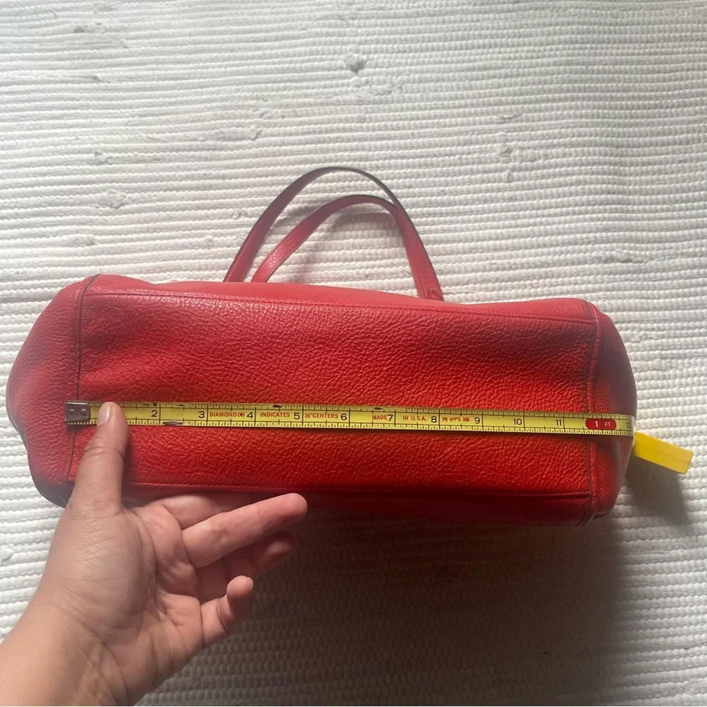 Coach excellent pink